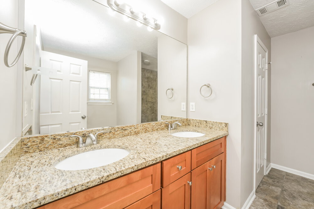 Building Photo - 728 Stonebridge Park Cir