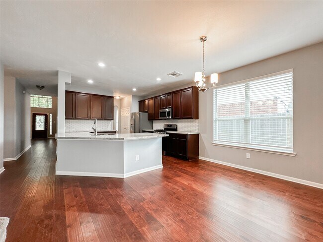 Building Photo - 6810 Summer Bridge Ln
