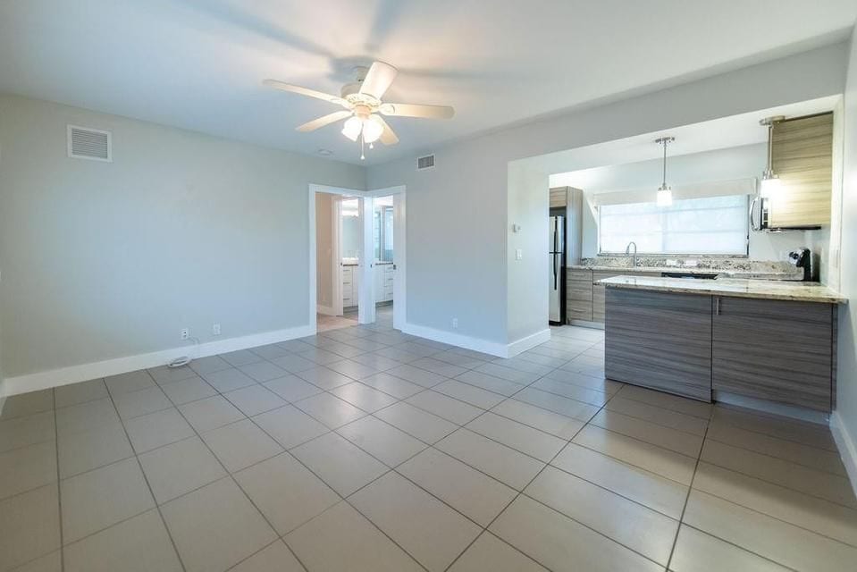 Building Photo - 64 Isle of Venice Dr