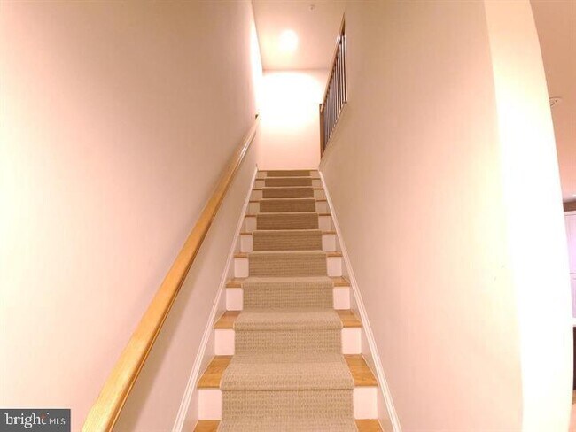 Building Photo - 11402 Ridgeline Rd