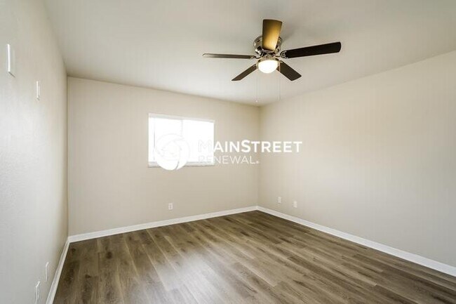 Building Photo - 3 Bedroom Pet-Friendly Home in cape coral, FL with Main Street Renewal