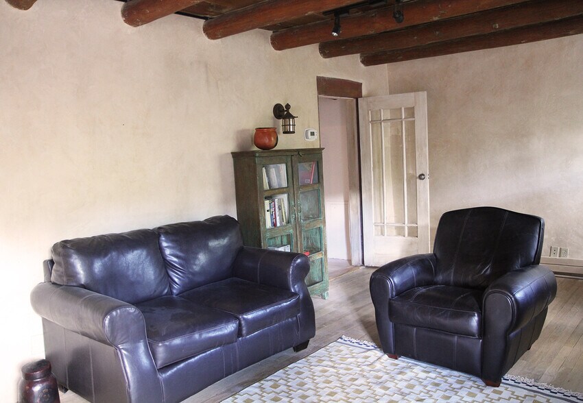 Living room (loveseat in TV area not shown) - 521 Camino Don Miguel