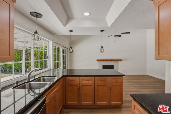 Building Photo - 29392 Hillrise Dr