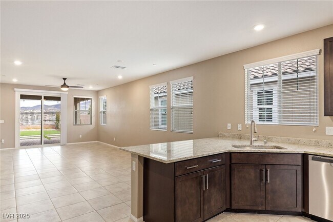 Building Photo - 2698 Frabiele St