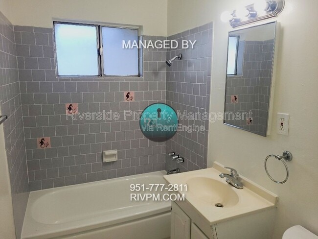 Building Photo - 6262 Jones