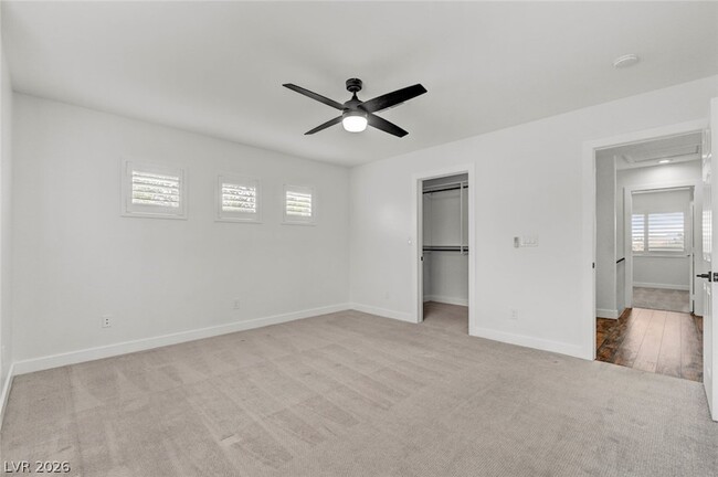 Building Photo - 10544 Allthorn Ave