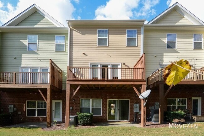Building Photo - 3016 Winfred Dell Lane