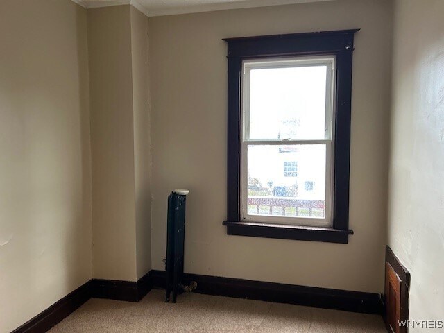 Building Photo - 384 Skillen St