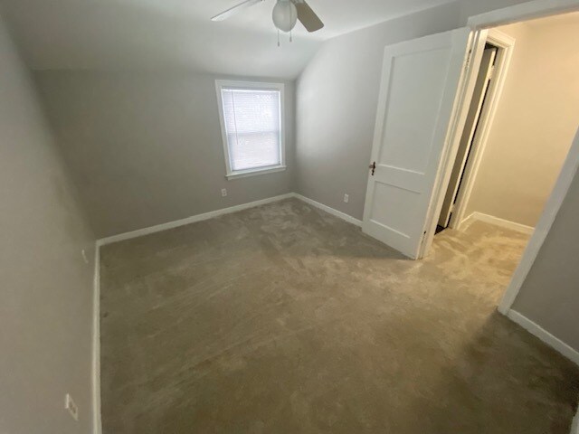 Building Photo - 51 Redmond Ave