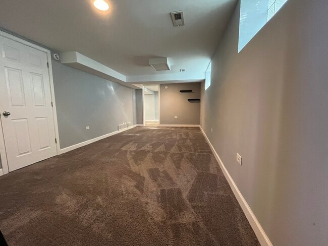 Building Photo - 15532 Gouwens Ln