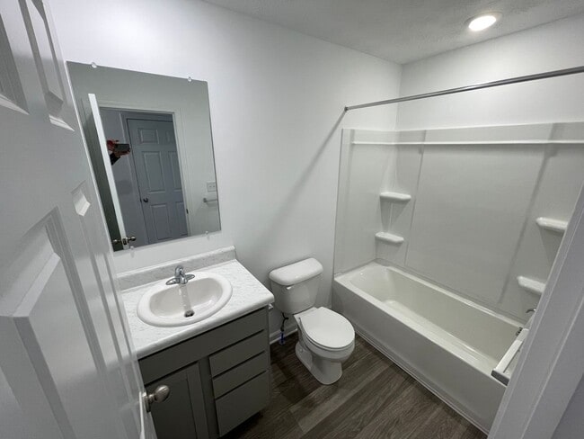 Building Photo - New Home East Jefferson For Rent