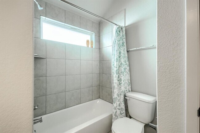 Building Photo - 5616 Corso Ct