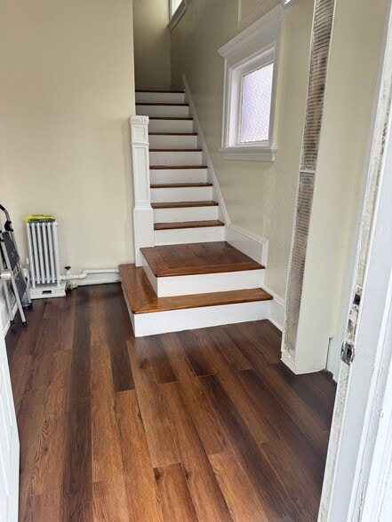 Building Photo - 119-10 Farmers Blvd