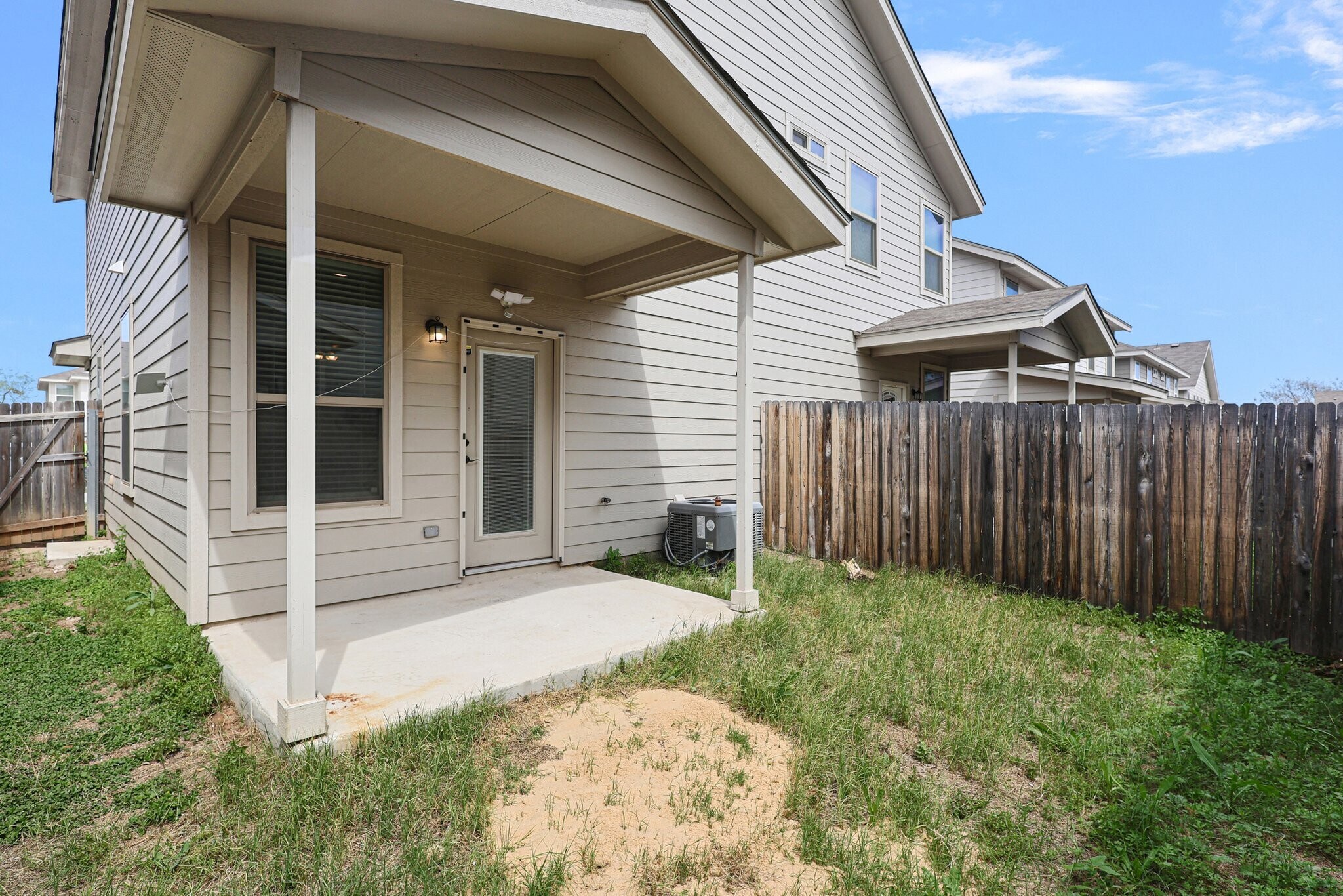 Building Photo - 10303 Candlewood Wy