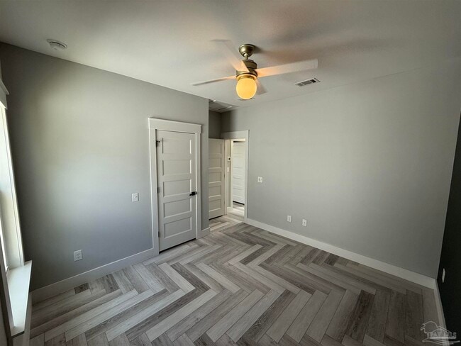 Building Photo - 1011 N K St