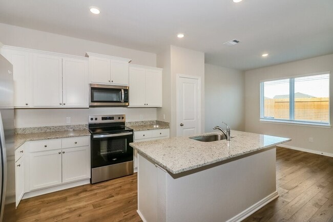 Building Photo - 7515 Tipton Meadow Way