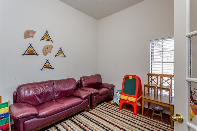 Building Photo - 6706 Ashworth Dr