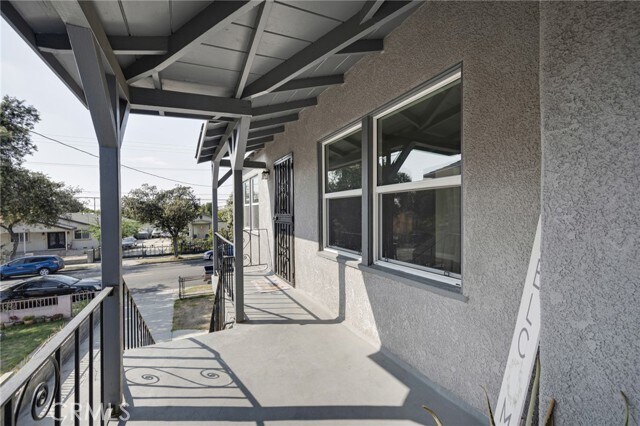 Building Photo - 6604 California Ave