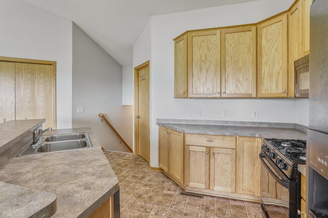 Building Photo - 14788 Willemite Way NW