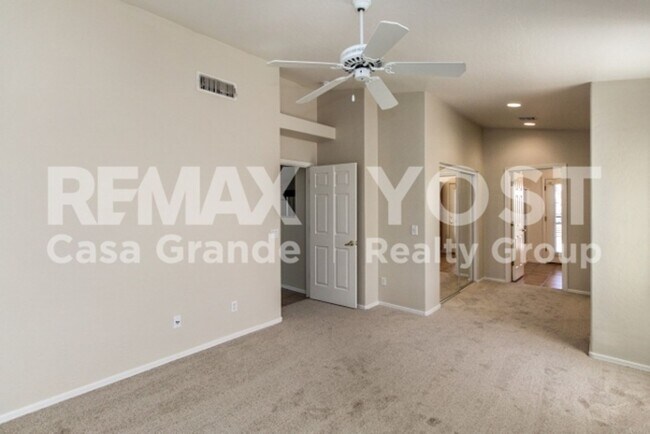 Building Photo - Greenbelt-Backed Home with Bright, Spacious Interiors!