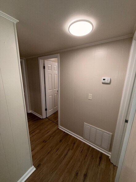 Building Photo - 136 Cotton Top Ct