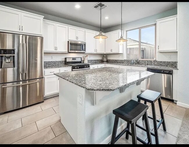 Building Photo - 2793 Maraschino Wy