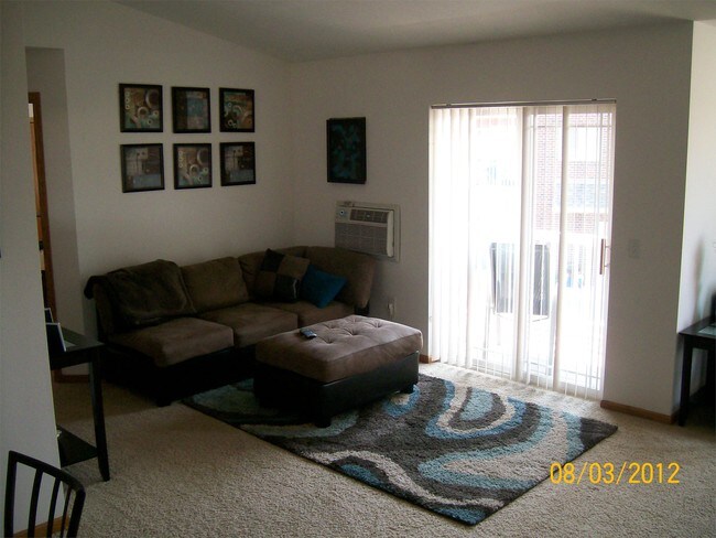 Primary Photo - Stonefield Place - 210