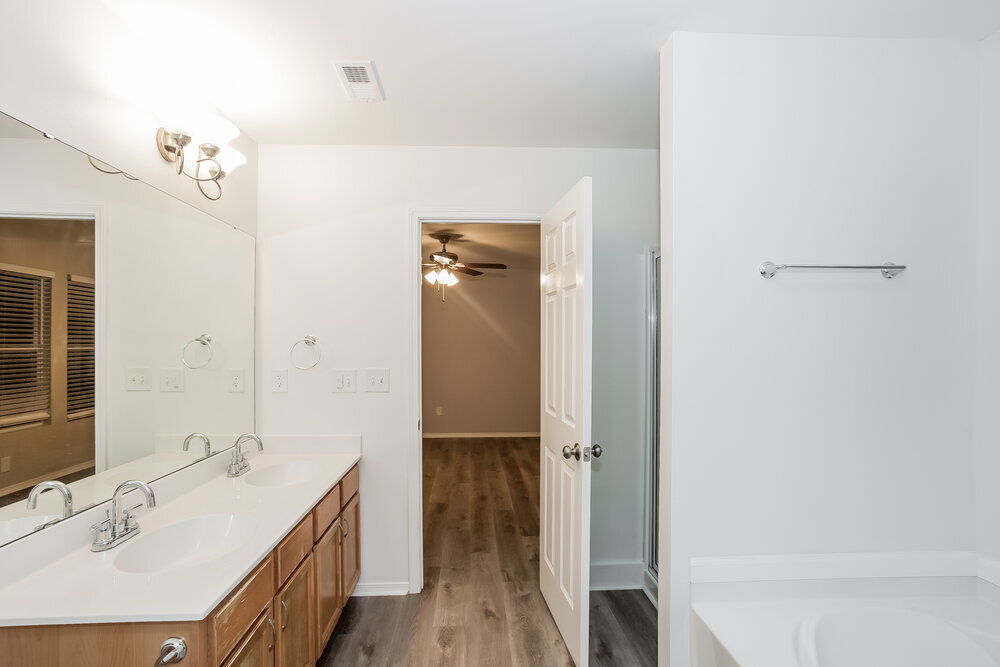 Building Photo - 4611 Meadowfield Rd