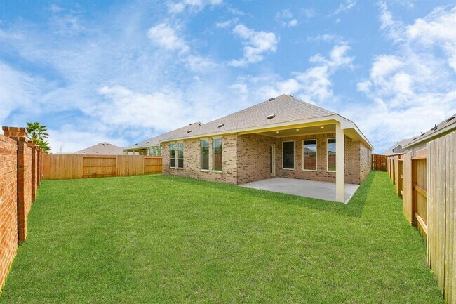 Building Photo - 2922 Mariner Island Dr