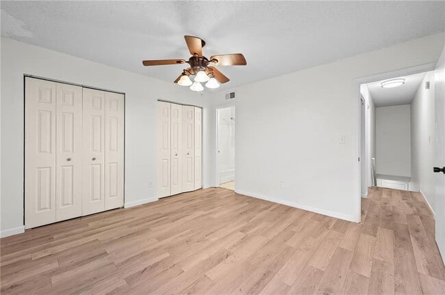 Building Photo - 579 Northridge Crossing Dr