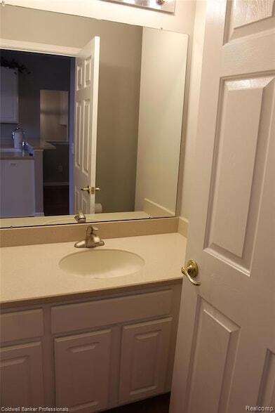 Building Photo - 387 Cherry Orchard Rd