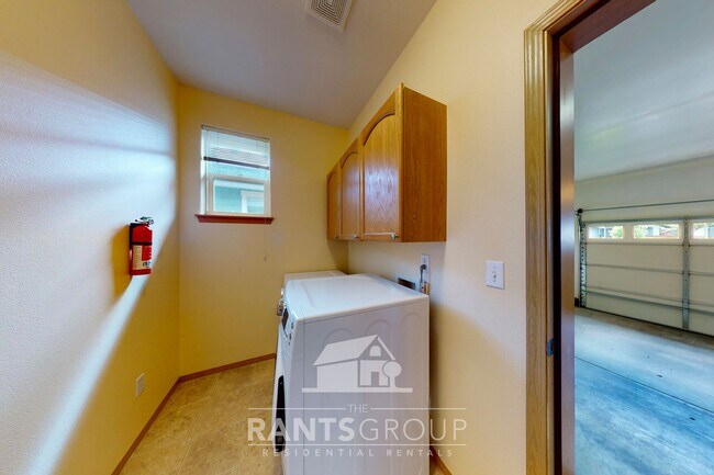 Building Photo - Cute Rambler in Lacey's Jubilee, a premier community for active seniors! MUST BE 55+