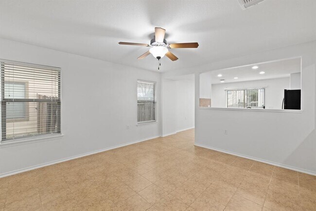 Building Photo - 8825 Stambourne St