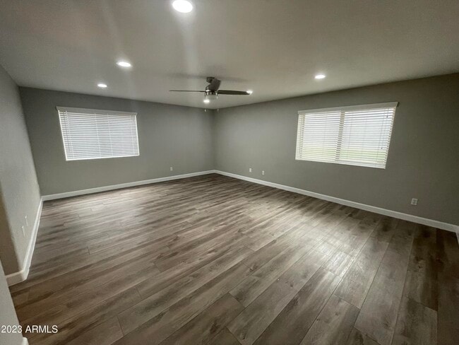 Building Photo - 607 S Winthrop St