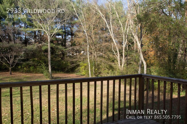Building Photo - 2933 Wildwood Rd