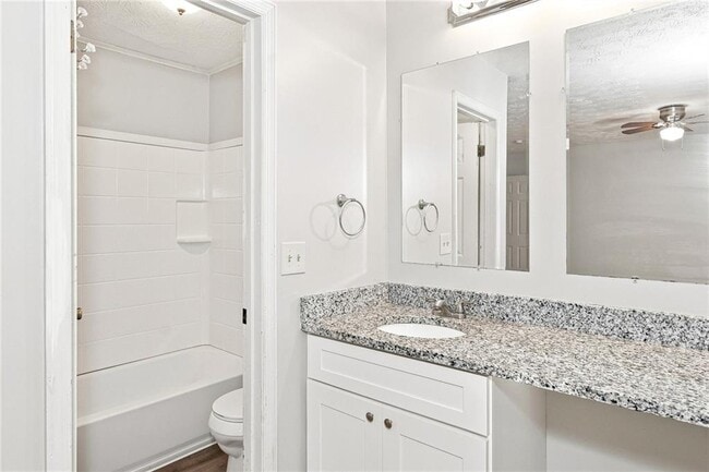 Building Photo - 1515 Captain Thomas Ct