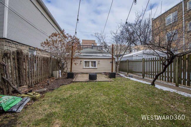 Building Photo - 3707 N Bosworth Ave