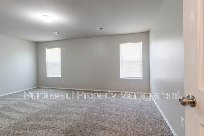 Building Photo - 1809 West Antler Way