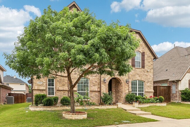 Building Photo - 5625 Kerry Dr