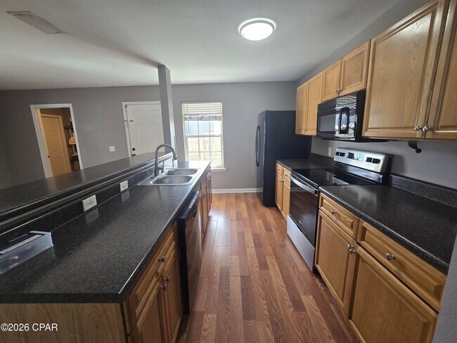 Building Photo - 2835 Altha Ave