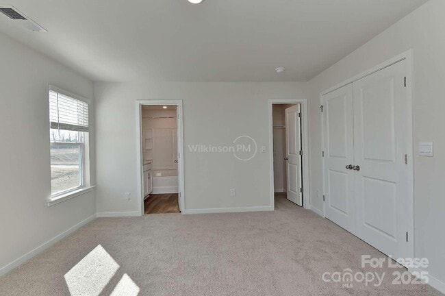 Building Photo - 149 Parker Claire Ln