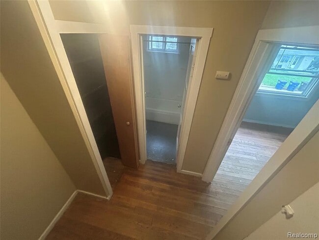 Building Photo - 33314 Belding Ct