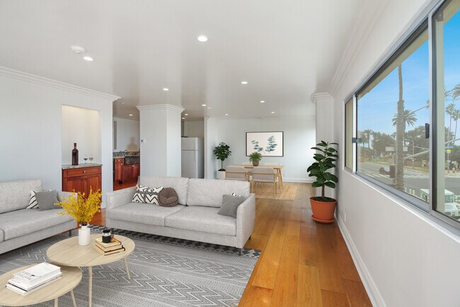 Living/Dining - 101 California Ave