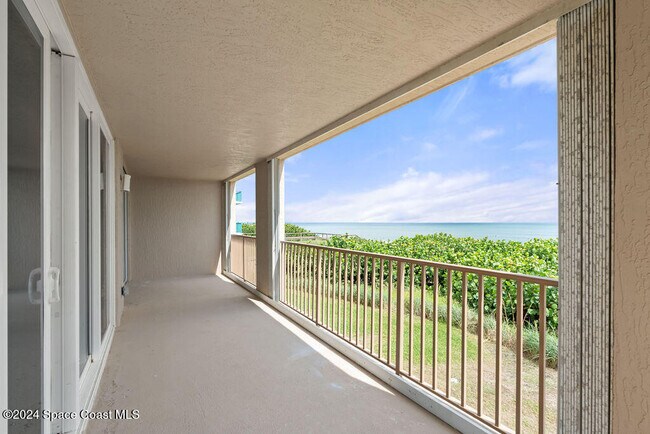 Building Photo - 1755 N Hwy A1A