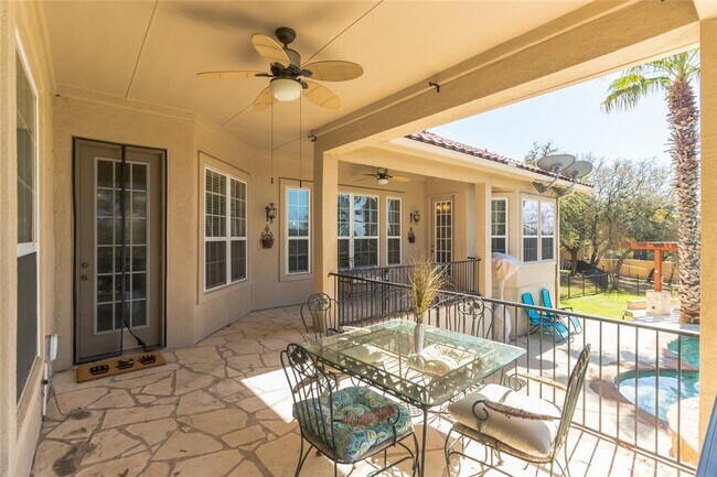 Building Photo - 5600 Laguna Cliff Ln