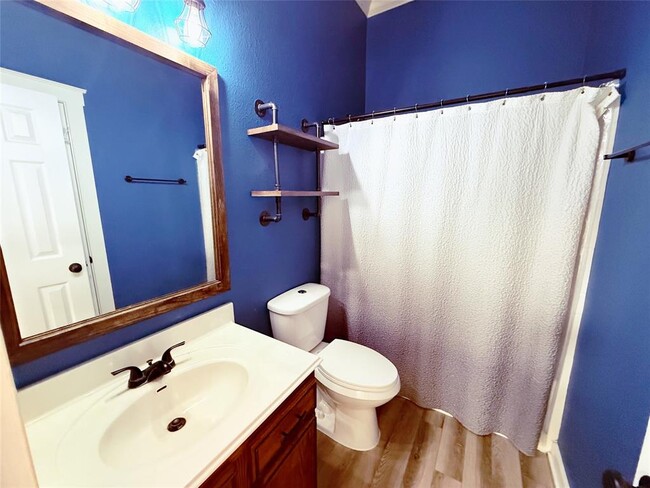 Building Photo - 207 Mollie Dr