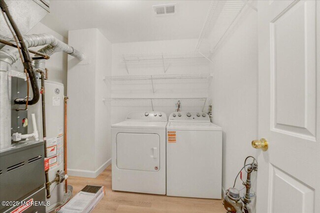 Building Photo - 606 Cypress Ln