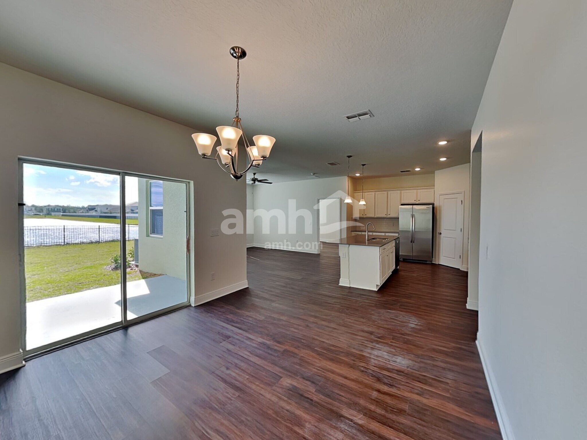 Building Photo - 1289 Sky Lks Dr