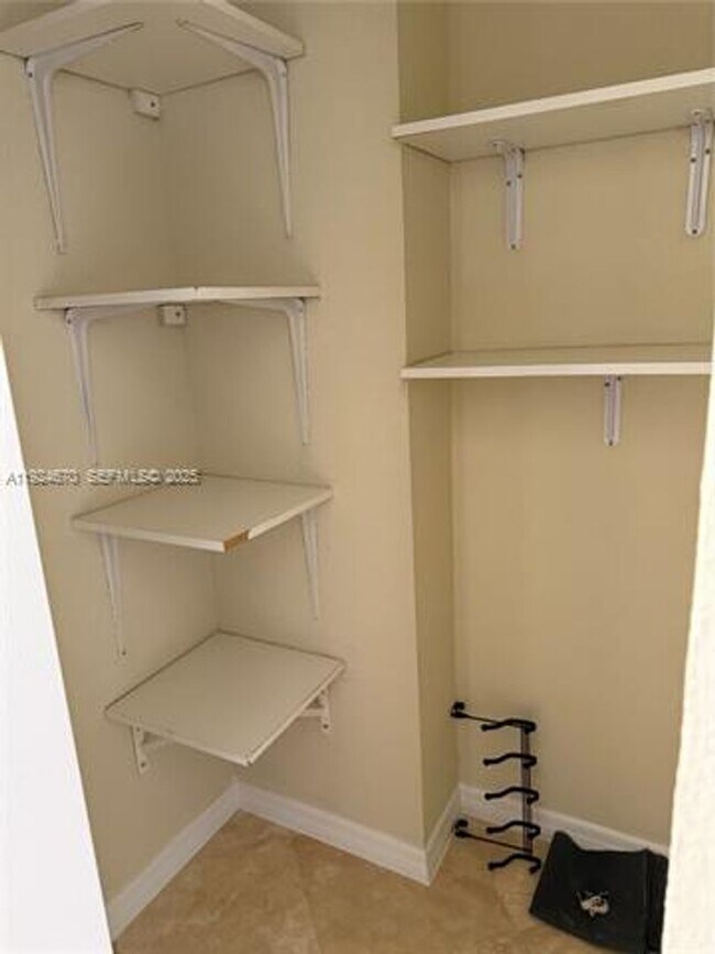 Building Photo - 1950 S Ocean Dr