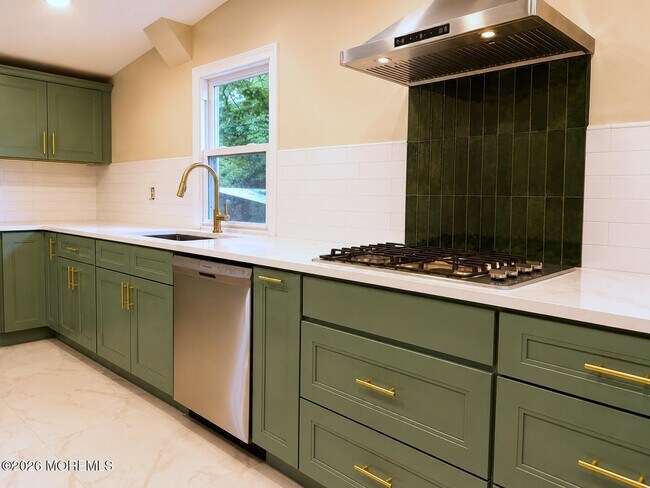 Building Photo - 253 Parkview Ter